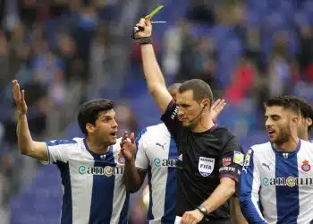 quanto guadagna un arbitro di calcio