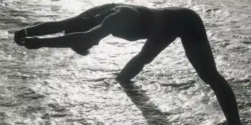 Esercizi per dimagrire da fare in spiaggia e al mare