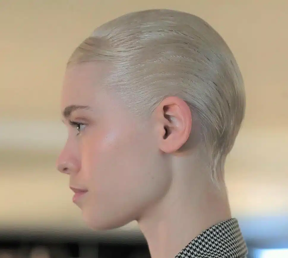capelli corti effetto bagnato 2019 2020