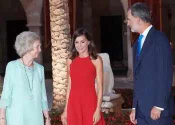 Letizia Ortiz abito rosso maiorca