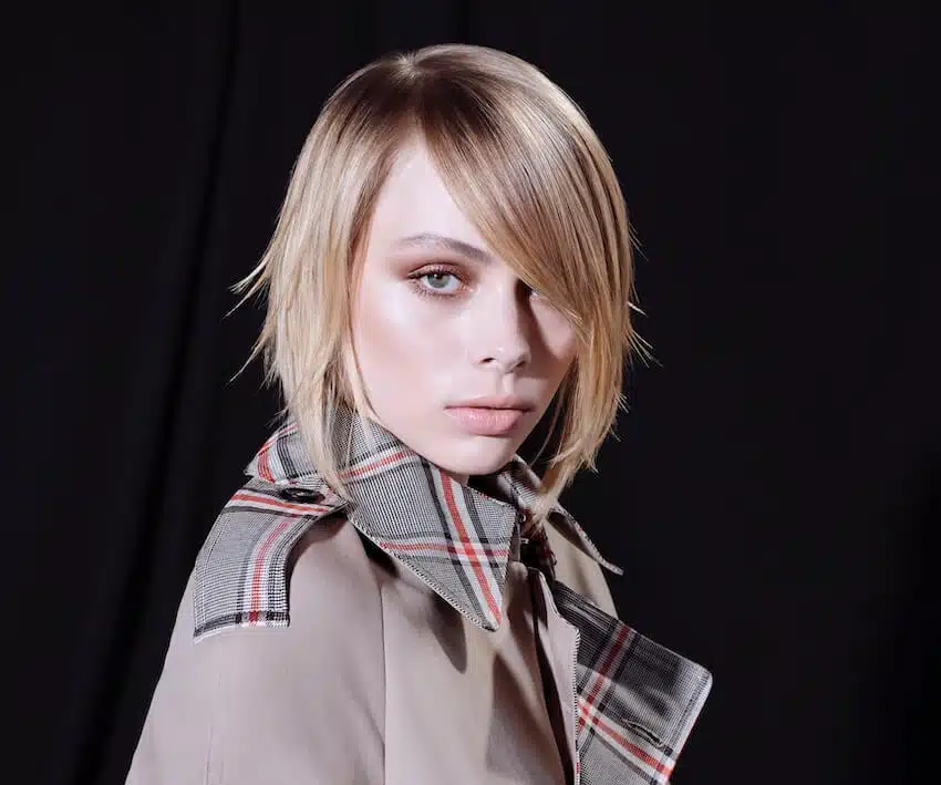 Capelli corti biondi sfumati inverno 2019 2020-FRAMESI