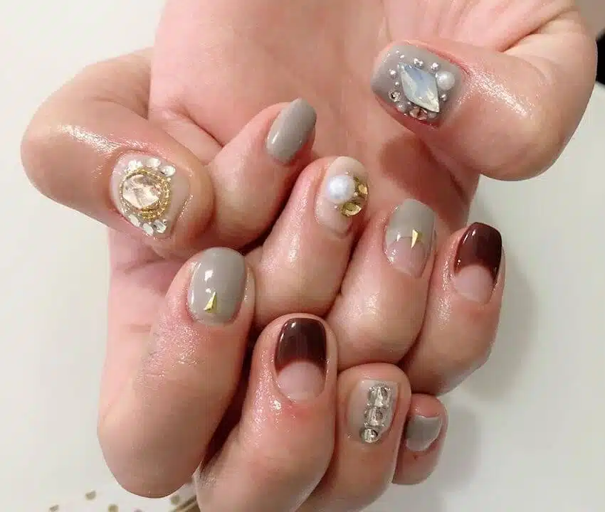 nail art unghie corte gioiello inverno 2019 2020