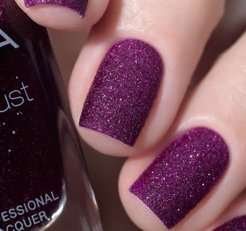 smalto viola nail art autunno 2019