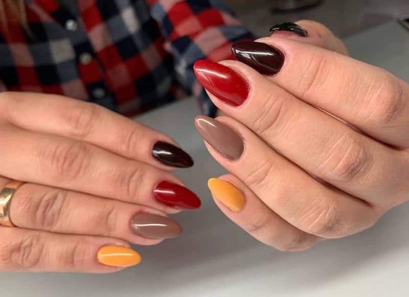 unghie gel multicolore autunno 2019