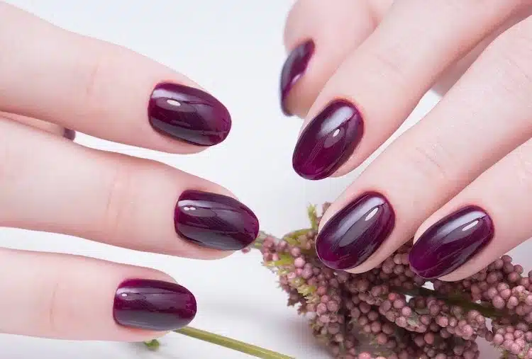 unghie gel viola autunno inverno 2019 2020