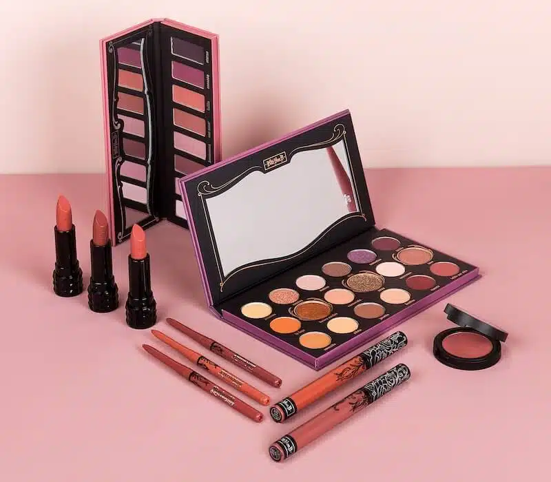 Kat Von D Beauty trucco Natale 2019