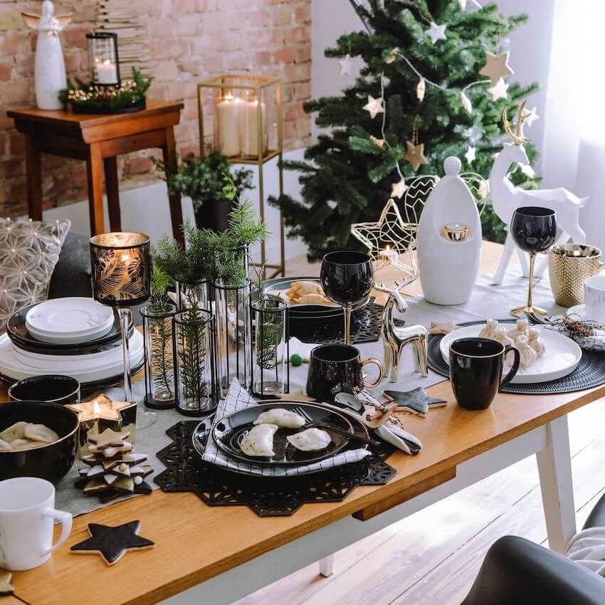 Centrotavola Natalizio Elegante.Decorare La Tavola Di Natale 11 Idee Per Festeggiare Con Classe E Stile Donne Sul Web