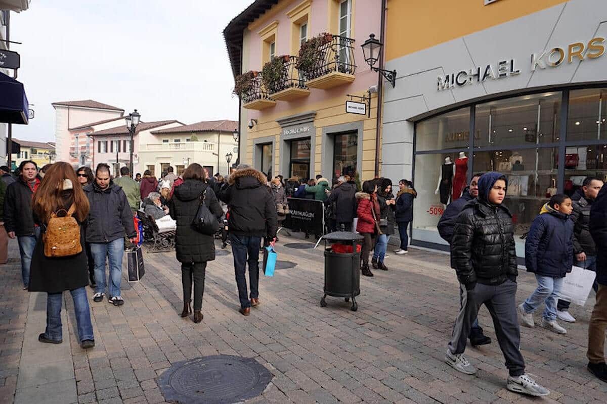 fine saldi invernali milano lombardia