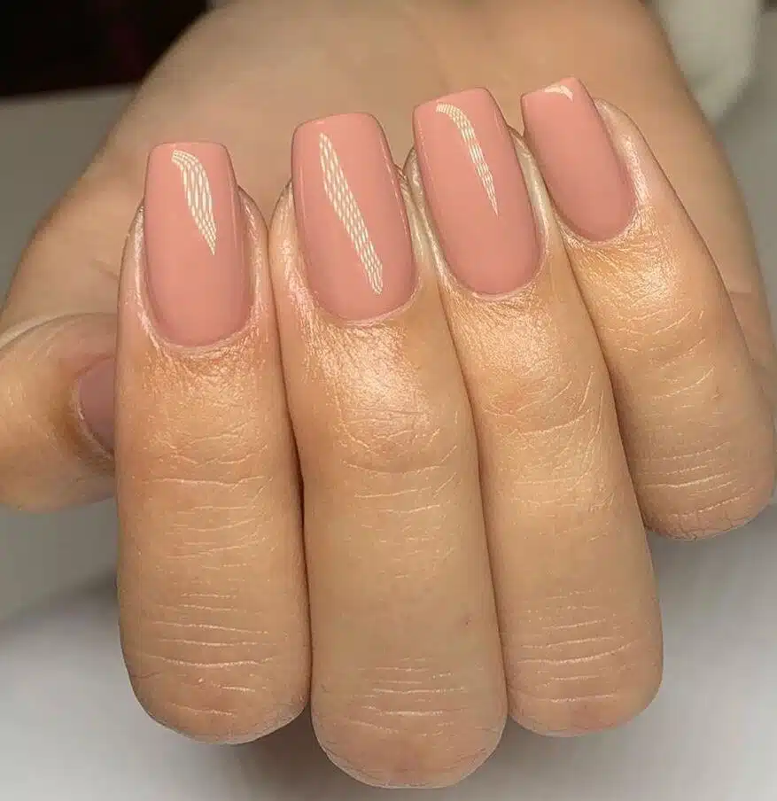 unghie gel rosa antico OPI 2020