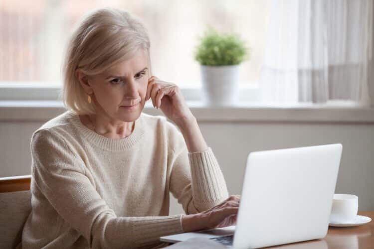 Pensioni di vecchiaia donne 2025 con e senza contributi Donne Sul Web
