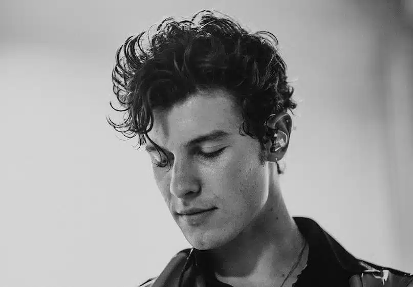 Shawn Mendes tagli capelli uomo 2020