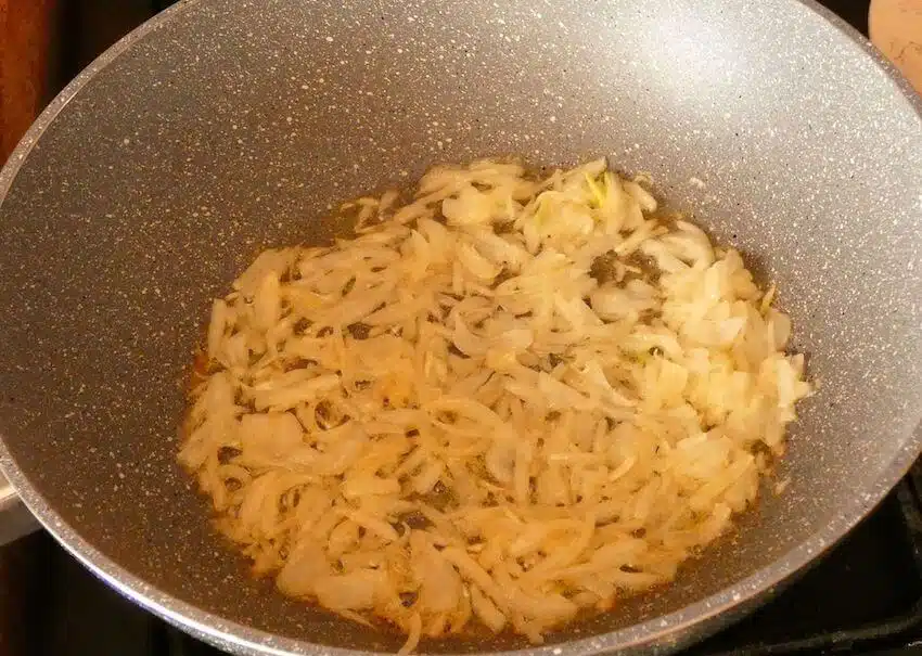 ossobuchi soffrigere cipolla