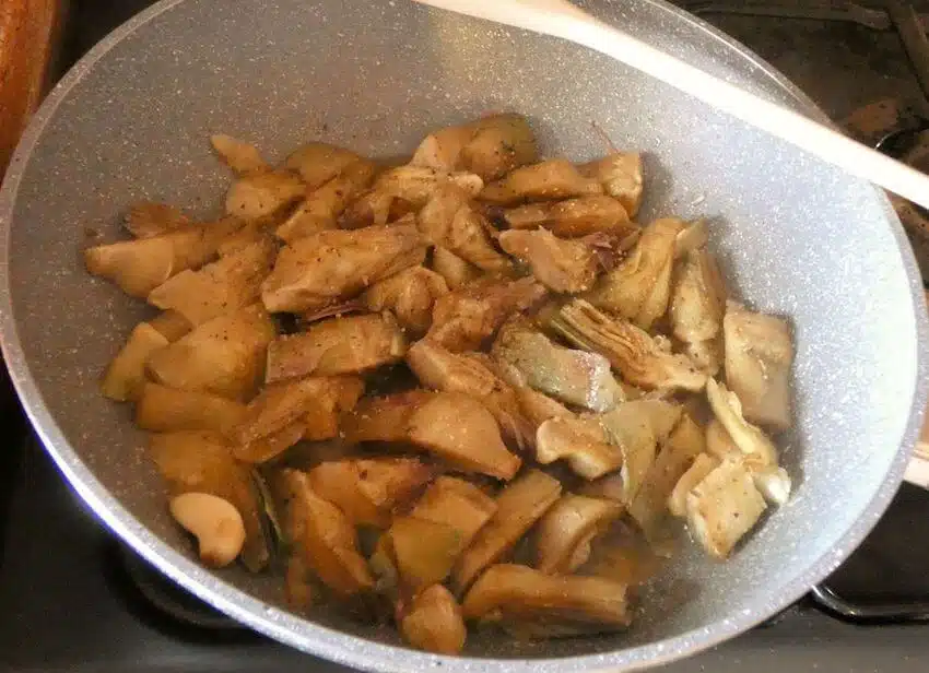 carciofi in padella-