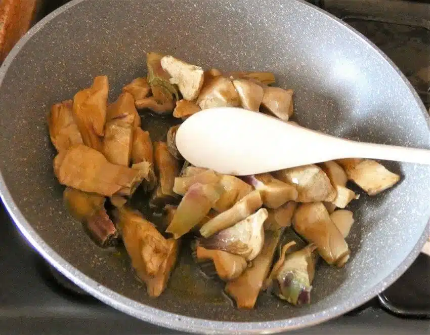 carciofi saltati in padella-foto 2