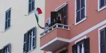 italia covid applausi