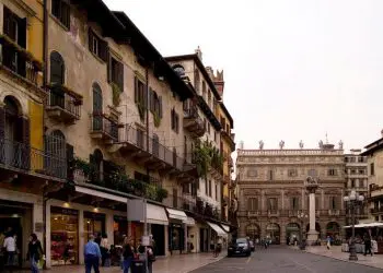 cosa riapre il 4 maggio e dopo in Italia