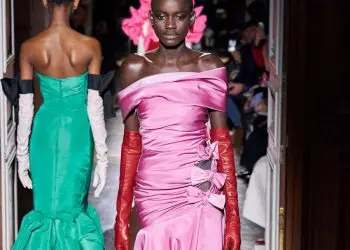 moda alta moda estate 2020 Valentino