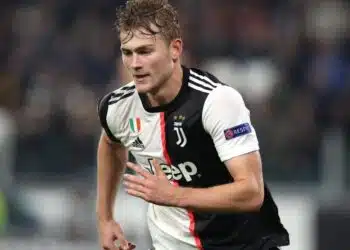 De ligt stipendio vita privata Instagram