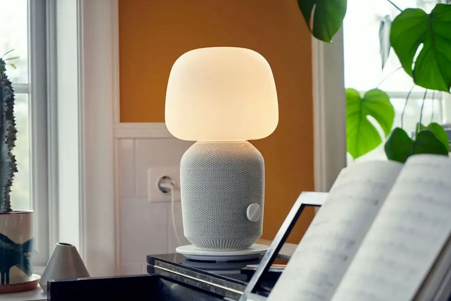 lampada con cassa Wi-Fi integrata