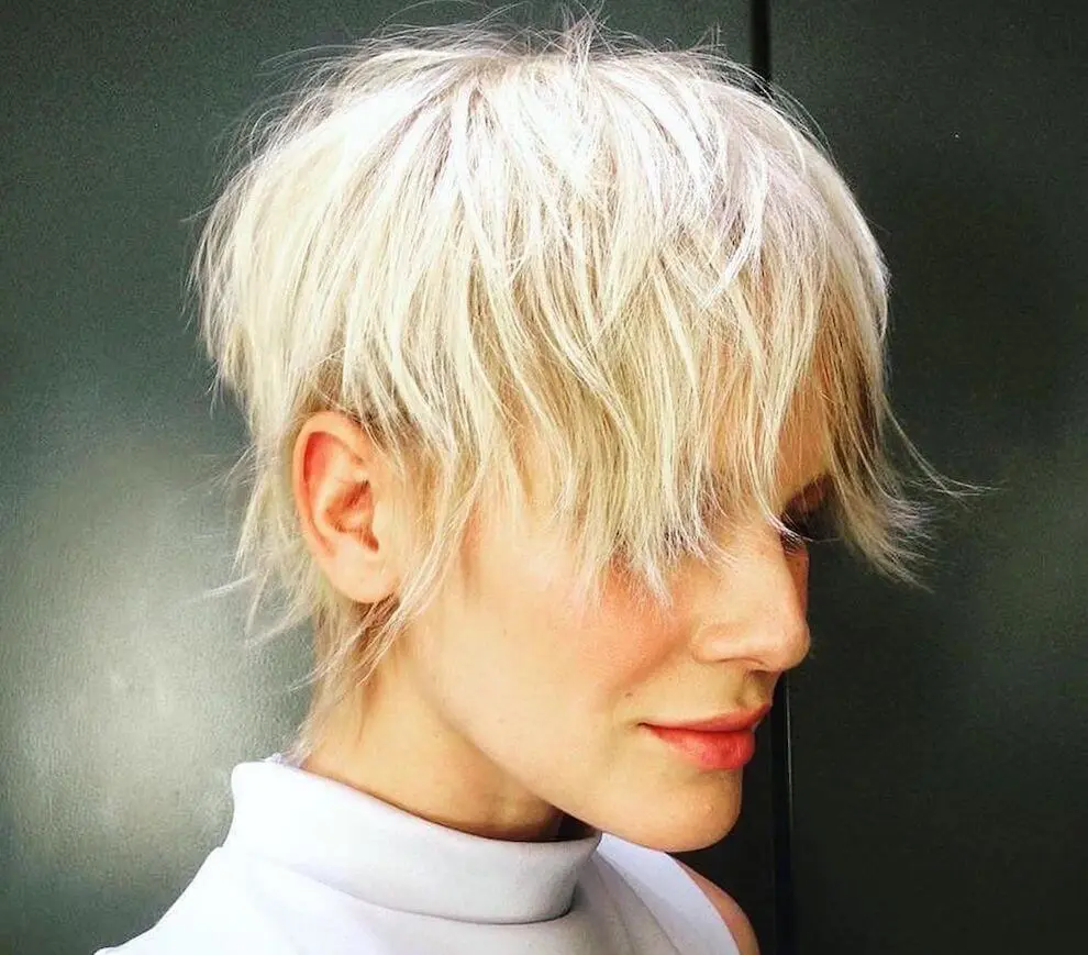 tagli capelli corti femminili 2020