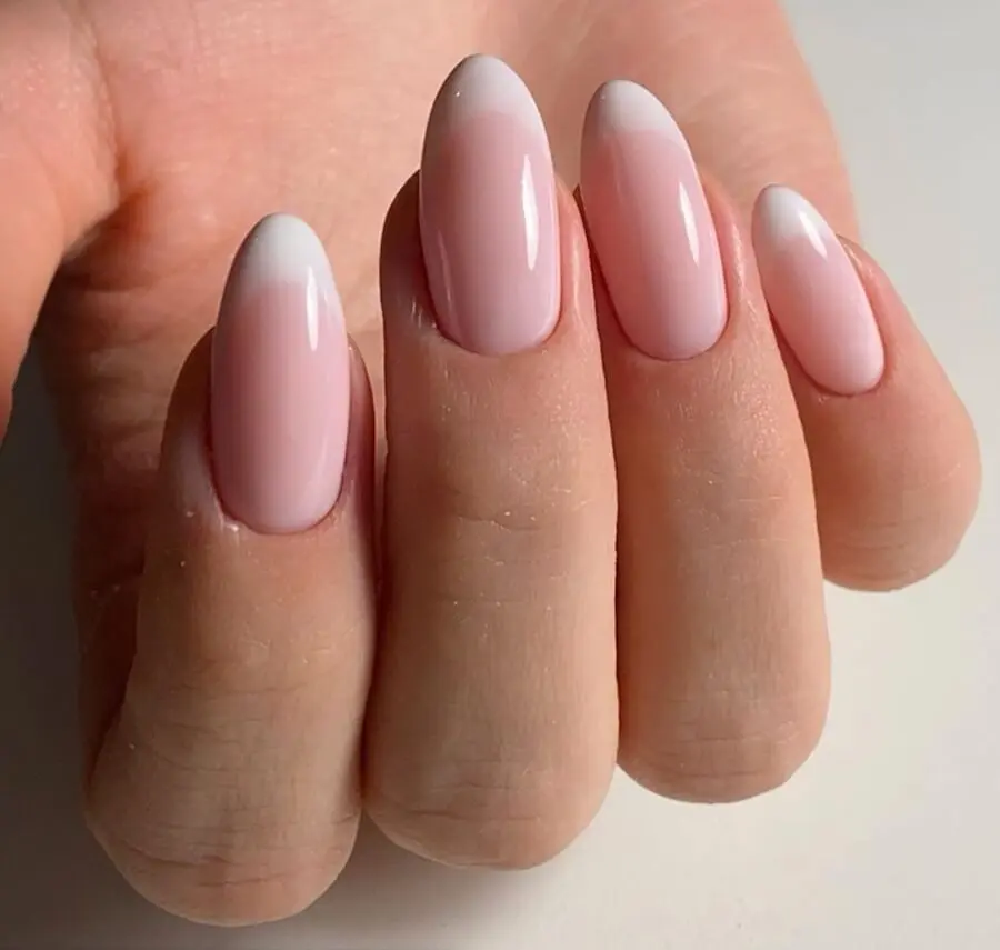 unghie gel neutre french manicure