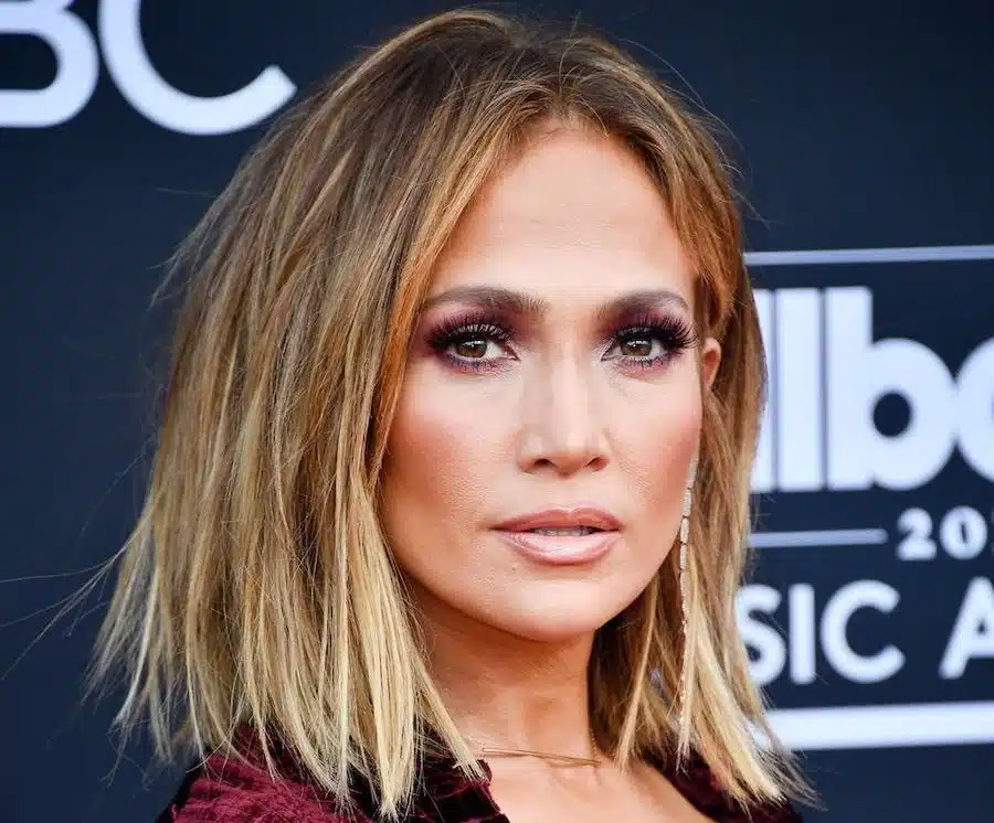 tagli colore capelli 50 anni Jennifer Lopez