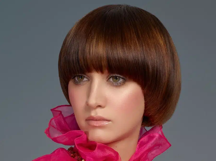 capelli castani sfumature ramate taglio colore