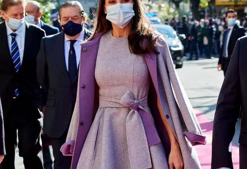 abito cappotto letizia ortiz novembre 2020