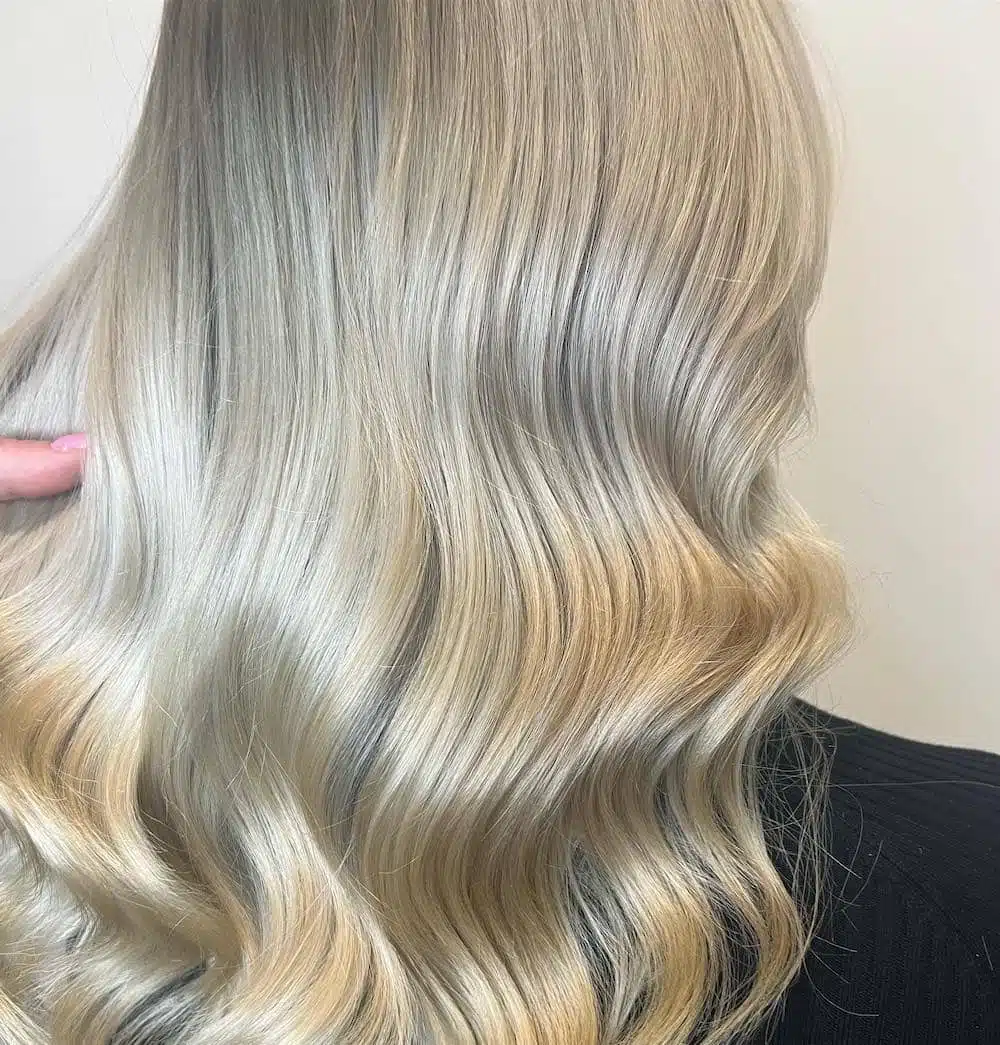 capelli biondo polare 2024