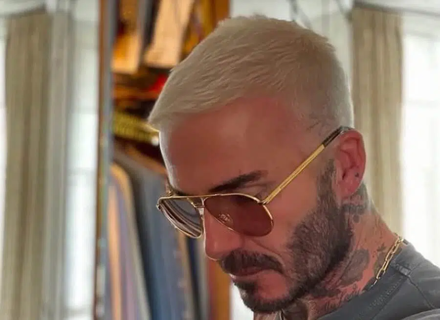 david beckham capelli biondo platino