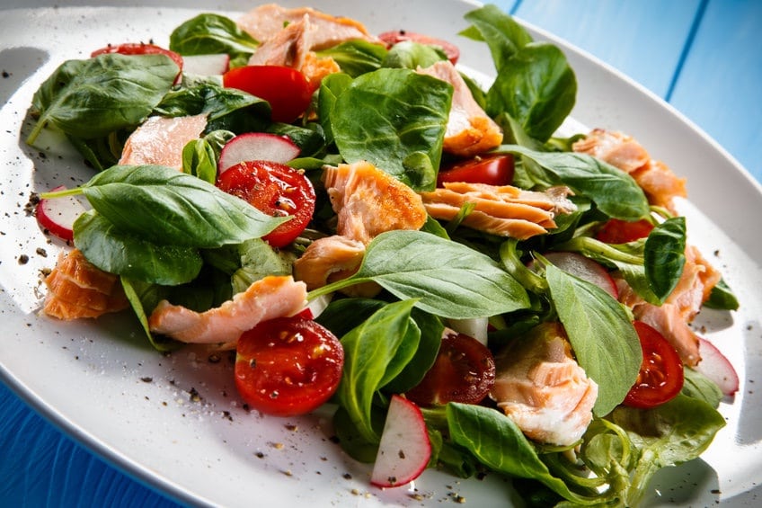 Insalata salmone fresco