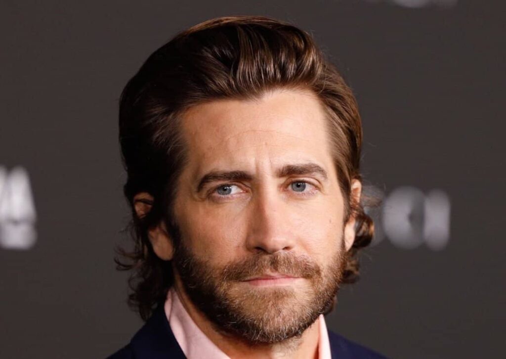 taglio capelli uomo 2022 Jake Gyllenhaal