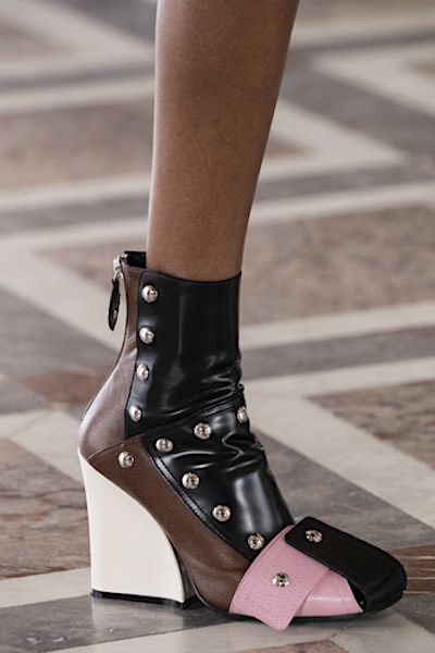 Vuitton shs PO F21 008