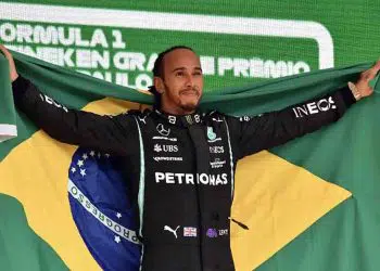 Formula 1 Brasile, Hamilton è incudine e martello: Verstappen suonato