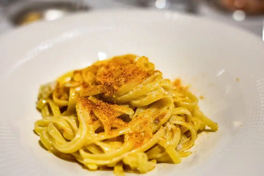 tagliatelle limone e bottarga