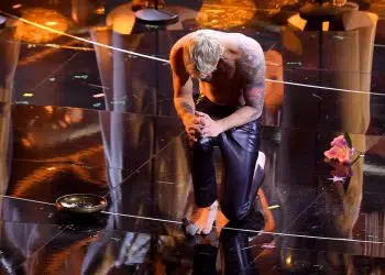 Achille Lauro Domenica testo significato canzone Sanremo