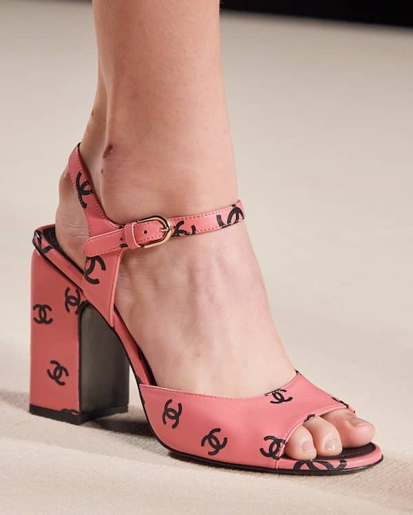 sandali Chanel estate 2022-01