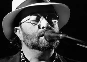 lucio dalla Caruso testo significato