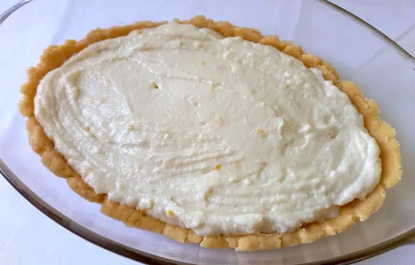 preparazione crostata ricotta