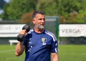 sebastian de la fuente como women