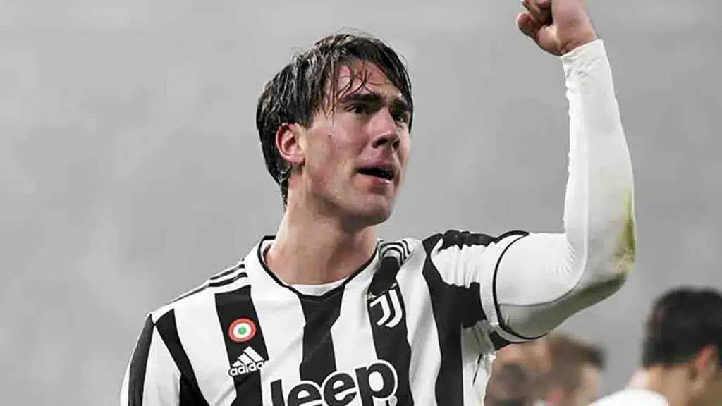 genoa juventus serie a 2021 2022 vlahovic