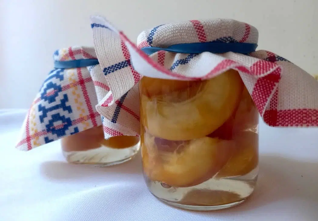 pesche sciroppate ricetta