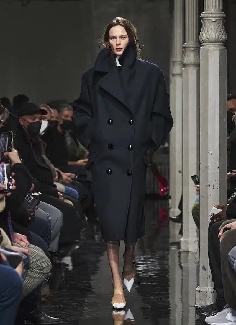 cappotto nero inverno 2022-2023