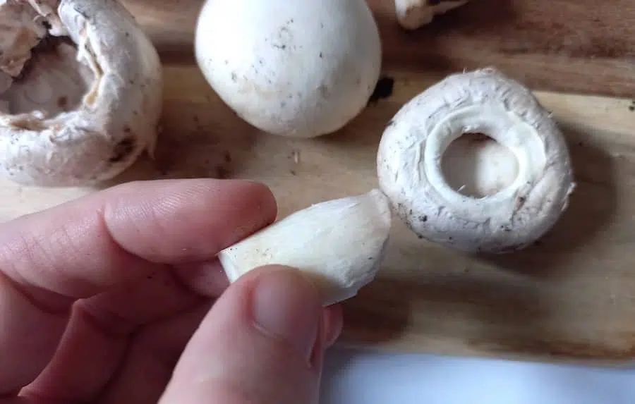 champignon ripieni step 1