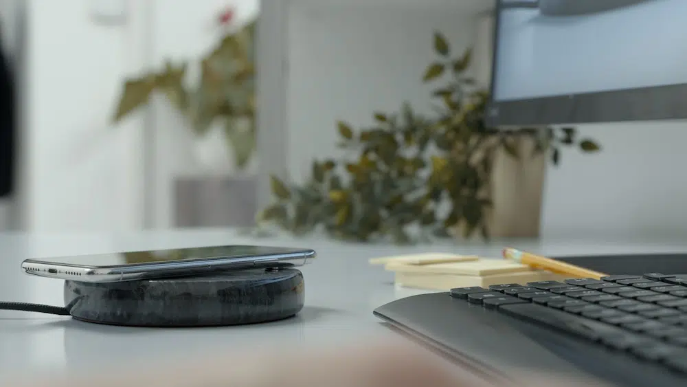 Einova wireless stone