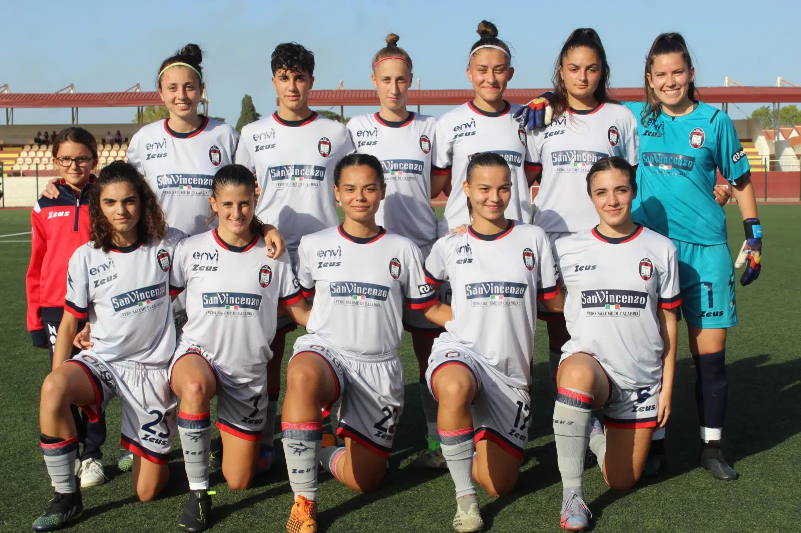 rosa giocatrici crotone femminile
