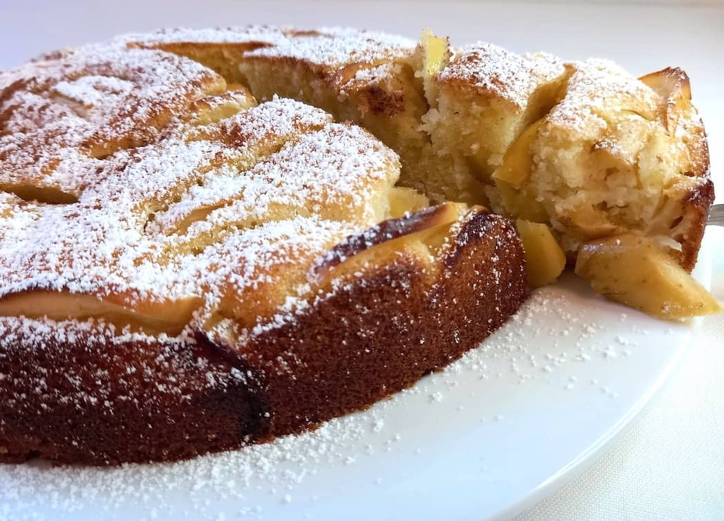 Come fare la migliore torta di mele italiana alta e morbida. Video ...