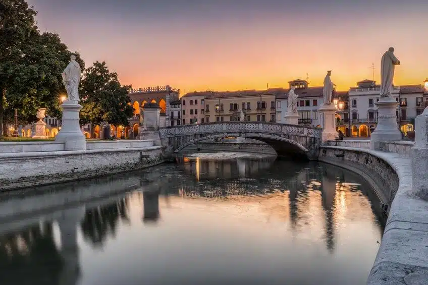 Inizio saldi invernali 2023 Veneto