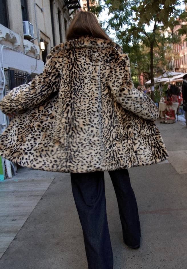 pelliccia sintetica maculata zara inverno 2025