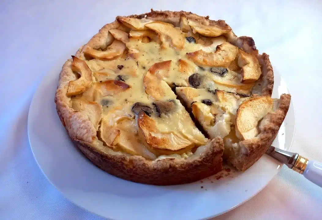 crostata di mele ricotta e cioccolato